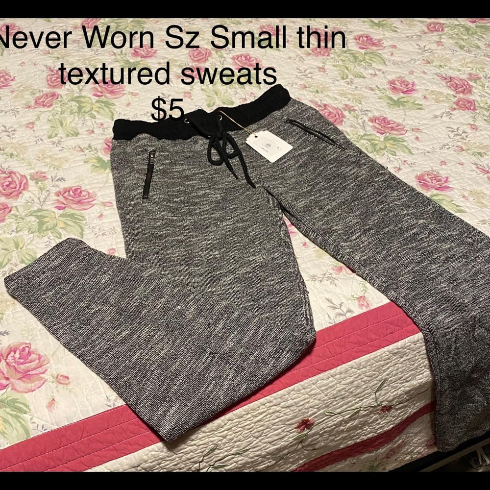 Light Weight Knitted Jogger